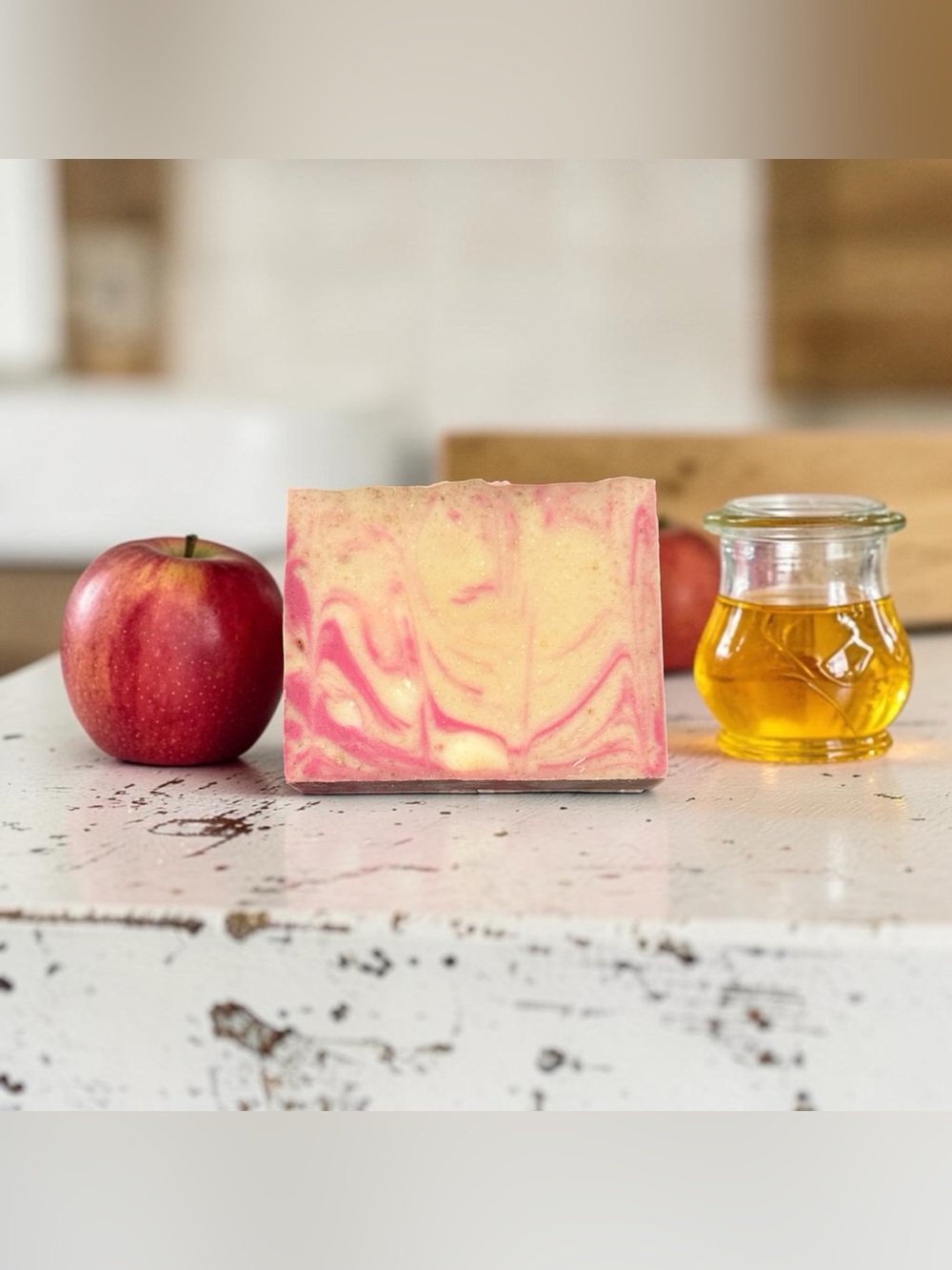 Handcrafted Goat’s Milk Soap in Apples & Honey